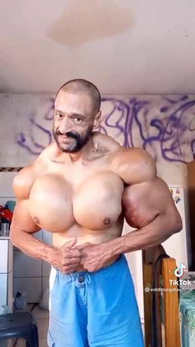 This guy is the best motivation to ACTUALLY go to the gym.