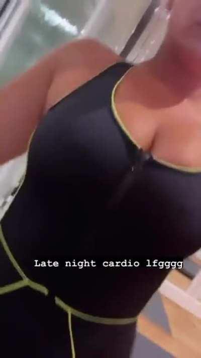 Demi Lovato hot boobs