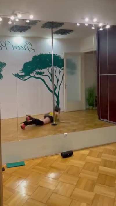 @turimelinda újabb rúdtánc alkotása🙈