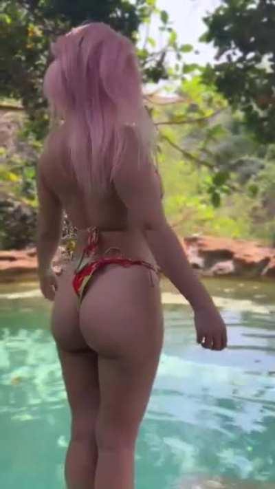 Grace Chatto from Clean Bandit