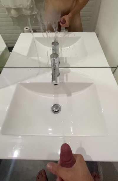 [21] I did not expect this much… cleaning on aisle?