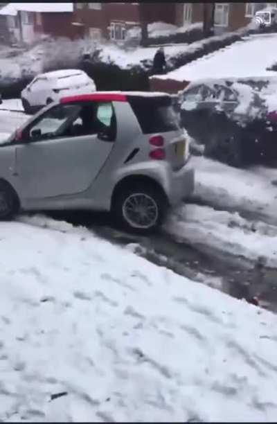WCGW getting impatient on a snowy and icy hill?