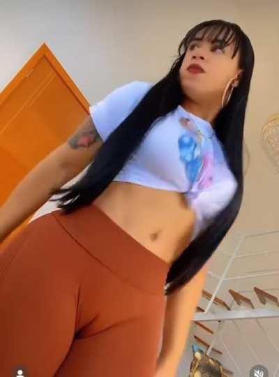 F: Dominicana 🇩🇴 🐫