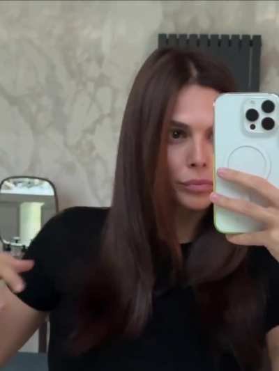 At the hairdresser 2