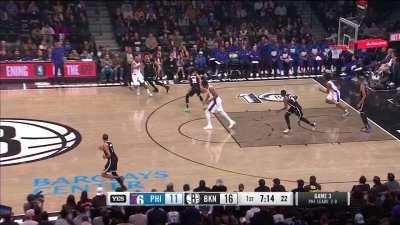 [Highlight] Mikal Bridges hits back-to-back three-pointers to put the Nets up 8 and the 76ers are forced to call a timeout!