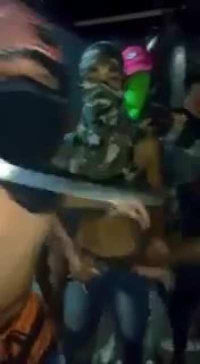 Encapuchados amenazan por las redes: "Te vamos a matar"