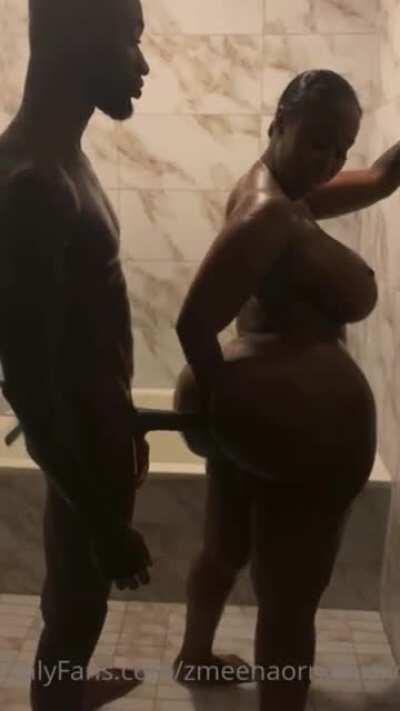 🏀🏀 (she be on bs)