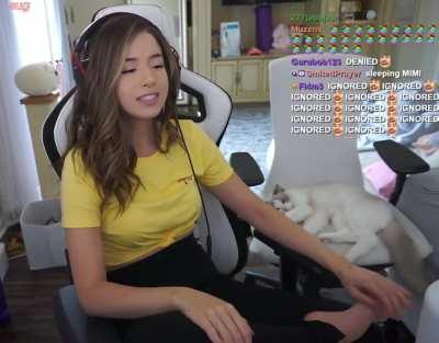 Pokimane yellow top - 2019