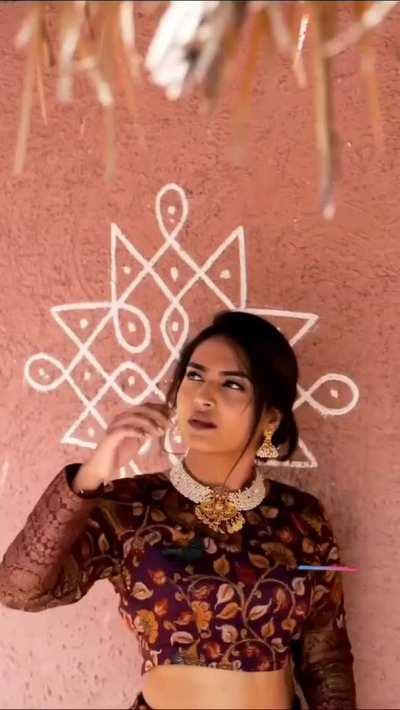 Most Demanded Famous South Actress Exclusive Viral L&euro;@KED Bedroom Full Nude Riding Her Boyfriend Video with Full Face Link in Cmmnts