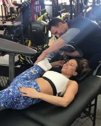 Kate Beckinsale - Stretching