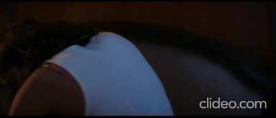 FINALLY , We have a proper sex scene from Deepika Padukone! 😍💦 She is sexy af and those expressions! 🤤( Gehraiyaan)