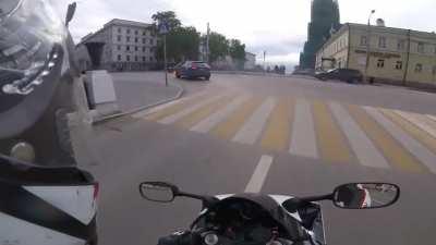 BMW suddenly caught fire. Guy flew burning like a ghost rider. Perm, Russia