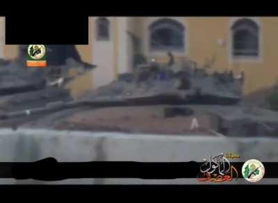 Israeli tank commander gets shot in the head and killed by a Palestinian sniper