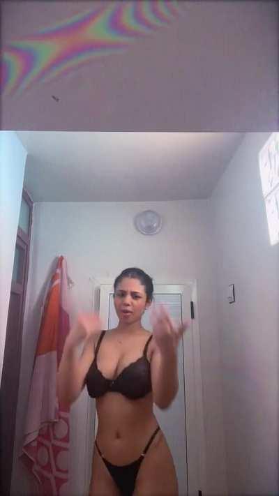 fat booty slim waist