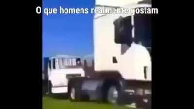 Gosto de comer caminhão com coquinha gelada hmmm COQUINHA GELADA HMMMMMM