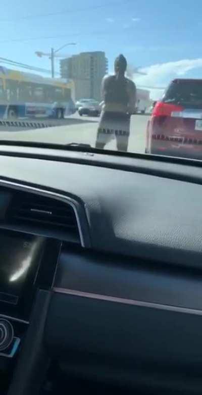 Woman steals puppy on leash, swings it like a whip to beat the owner