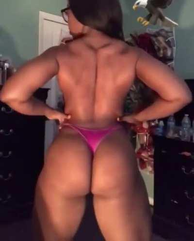 Nichole Spells (@nichole_spells)