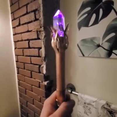 converted a d4v2 into a warlock staff yesterday