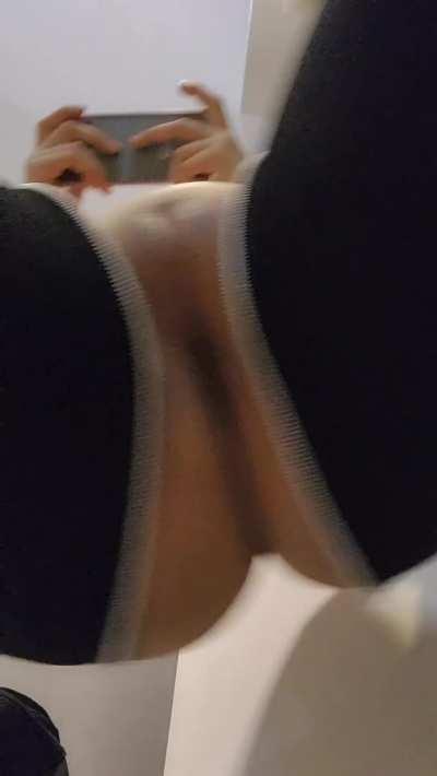 Distracted pussy🤓