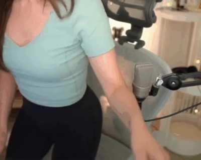 Pokimane That Ass.