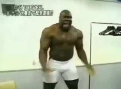 Bob Sapp acts crazy