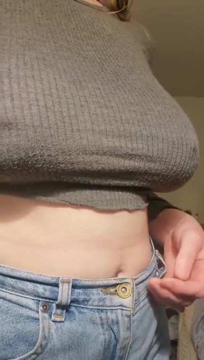 I never realized how long my nipples are when Iâm freezing cold