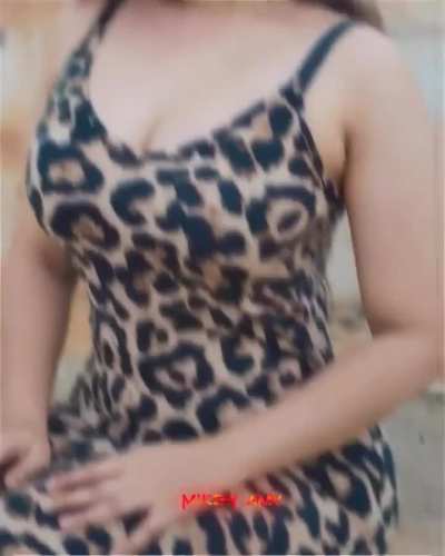 People from her ☪️ommunity always abuse her, but she never stops delivering. Presenting Ayesha Khan edit. 💦👀