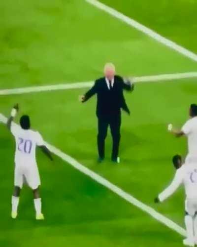 This Is Beautiful, Don Carlo with the boys!