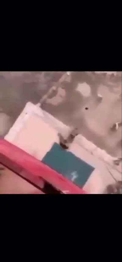 Forgot to tie the rope 