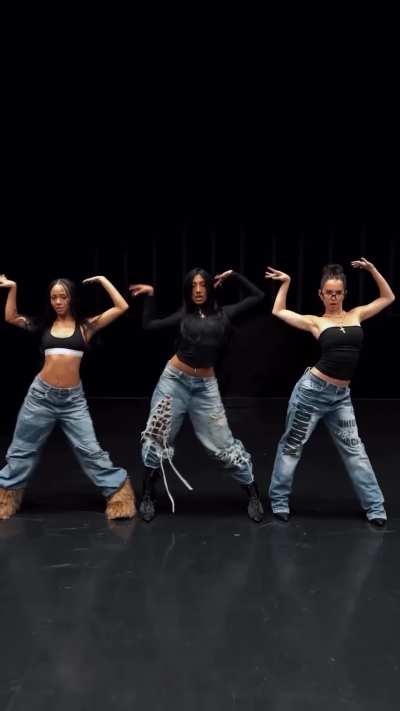 Manon, Daniela, and Lara