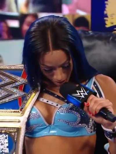 Sasha Banks knows how good she looks