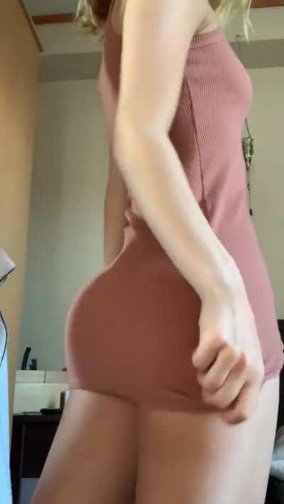 Is my dress too short? (f)