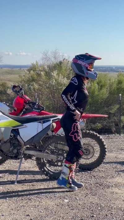 I just love the views I get when riding, and I make sure you have good views as well. [GIF]