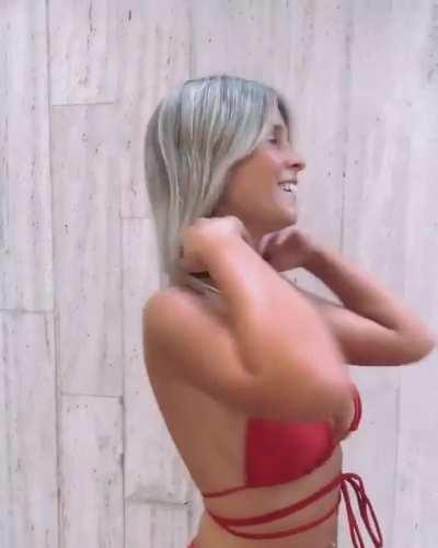 Inbar Finsteen (@inbarfinsteen) [Instagram]