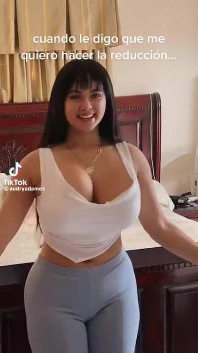 @audryadames busty babe