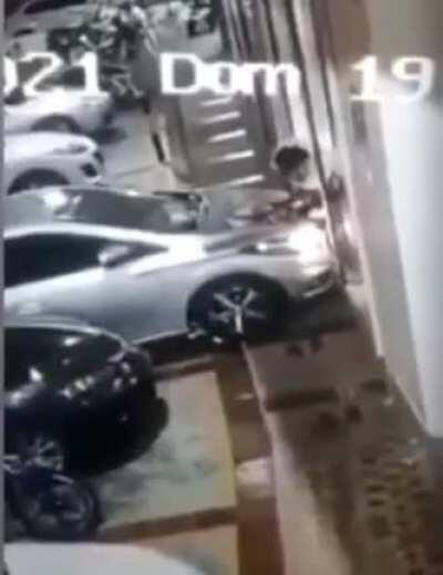 WCGW Helping a stranger park. Please always stay out of the line of fire