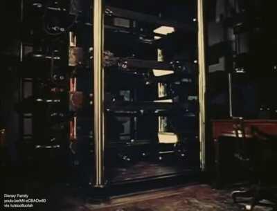 How Disney's multiplane camera worked