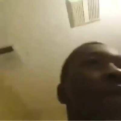 This how some of yall lil niggas be 🤣