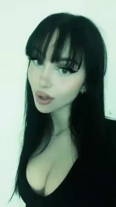 Avmusia i jej cycuszki