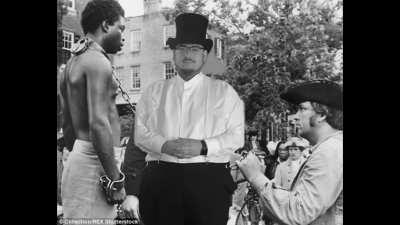 I'm not a racist!! I'm lichurally not!