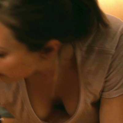 Elizabeth Olsen Deep Cleavage