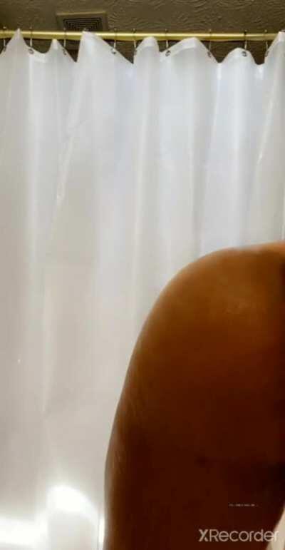 Hot AF👅👅(22GB Free Updated Pack in Comments)👇👇