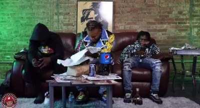 This mf hilarious 😭