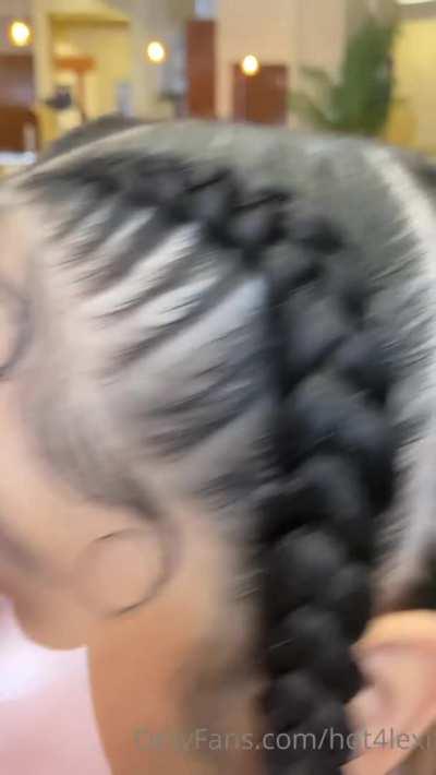 Busty💛Her full, up to date OF content folder⬇️