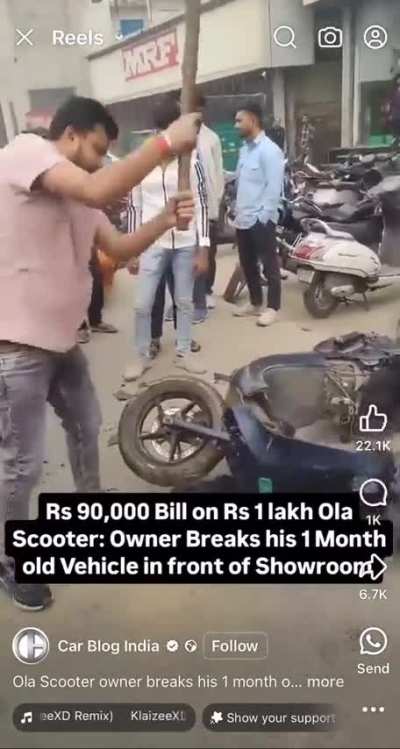 Man trashes his month old ev in front of showroom