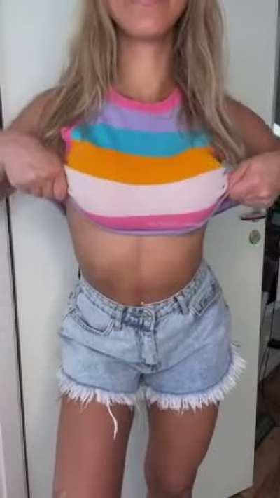 You can suck my nips and I'll suck your tip ;)