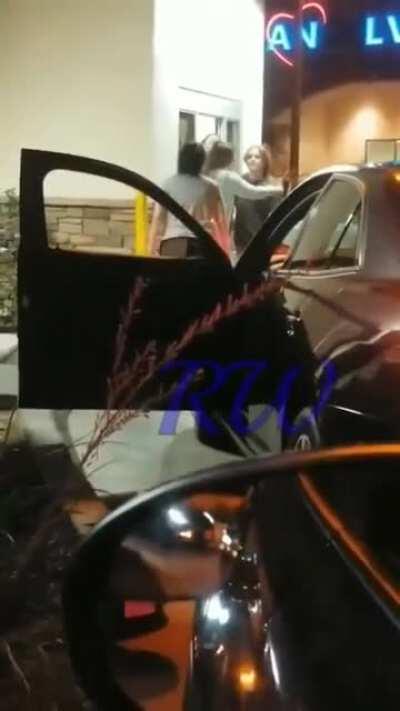 Insane Freakout/Fight in Popeyes Drive Thru