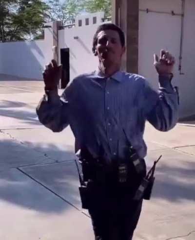 Another day at the office pt. 6 (yes this is the same guy that was doing coke off a kilo)