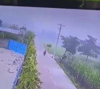 Chiapas; 2 alleged CDS members launch a grenade in a supposed CJNG safe house in Frontera Comalapa