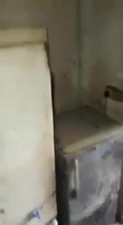 cleaners_react_to_woman_living_in_filth